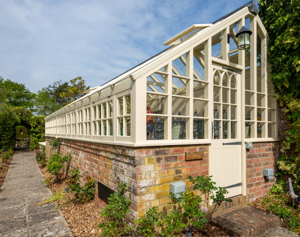 Completed oak frame building or build in progress